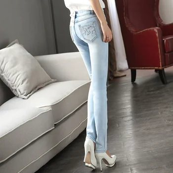 2017 Classic Style Straight Jeans Women Mid Waist Light Blue Jeans Female Elastic Denim Pants Female Trousers Of