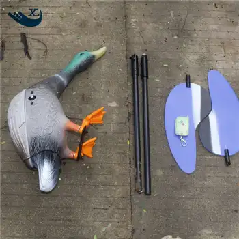 Wholesale Outdoor Hunting Plastic Duck Decoy 6V Duck Motor Decoy Duck Magnet Spinning Wings From Xilei
