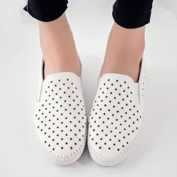 Hollow Breathable Shoes Woman White Hole Genuine Leather Women Leisure Shoes Loafers Slip On Women's Flat Moccasins Plus Size